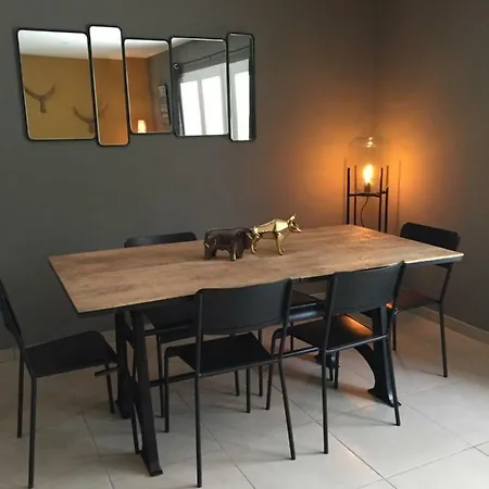 La Maison Des Amis * Maillane